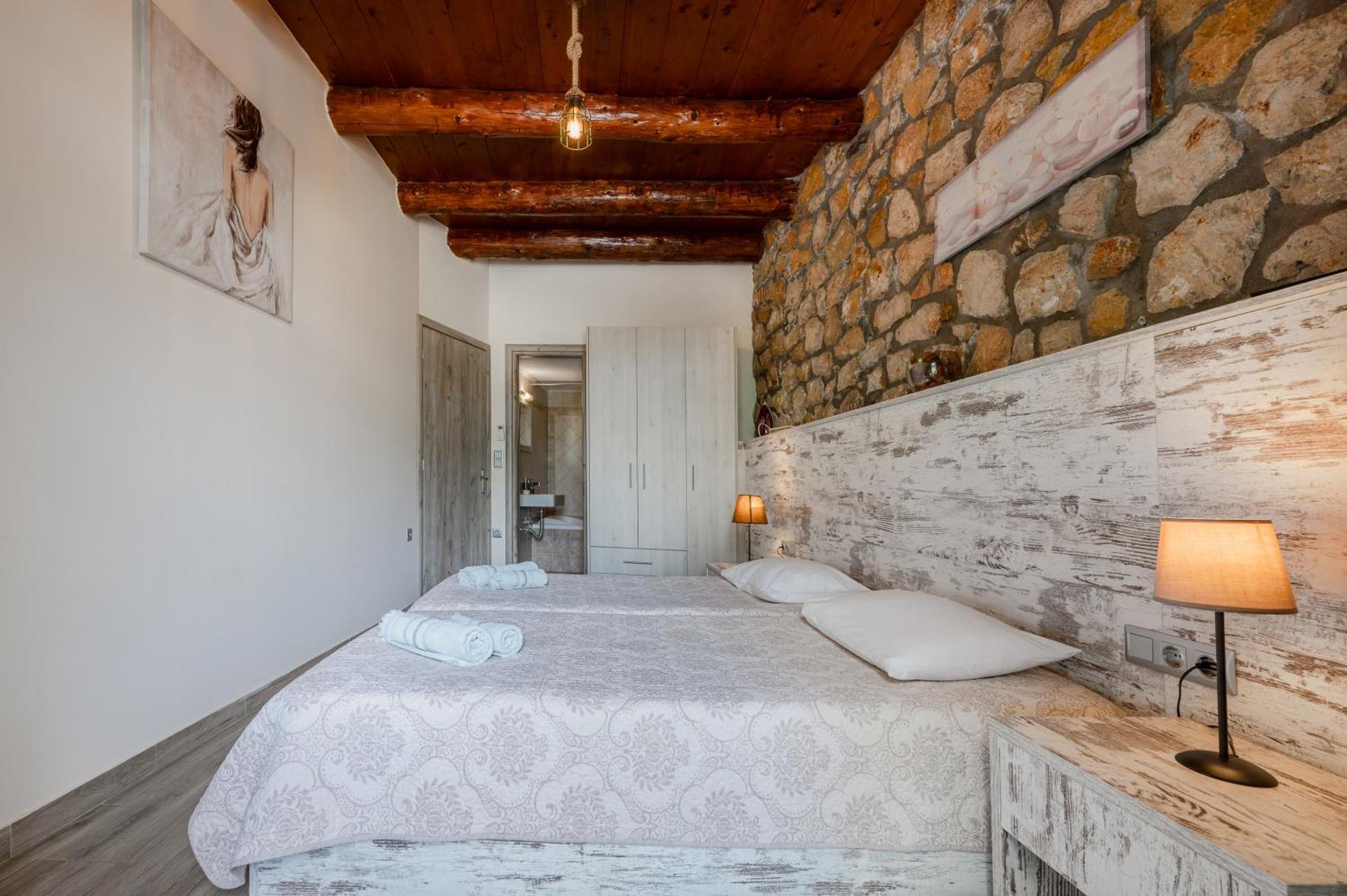 Souda Bay Cottage Plakiász Kültér fotó